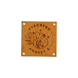 cedulka VYROBENO S LÁSKOU obrazec - čtverec - 2,5 x 2,5 cm
