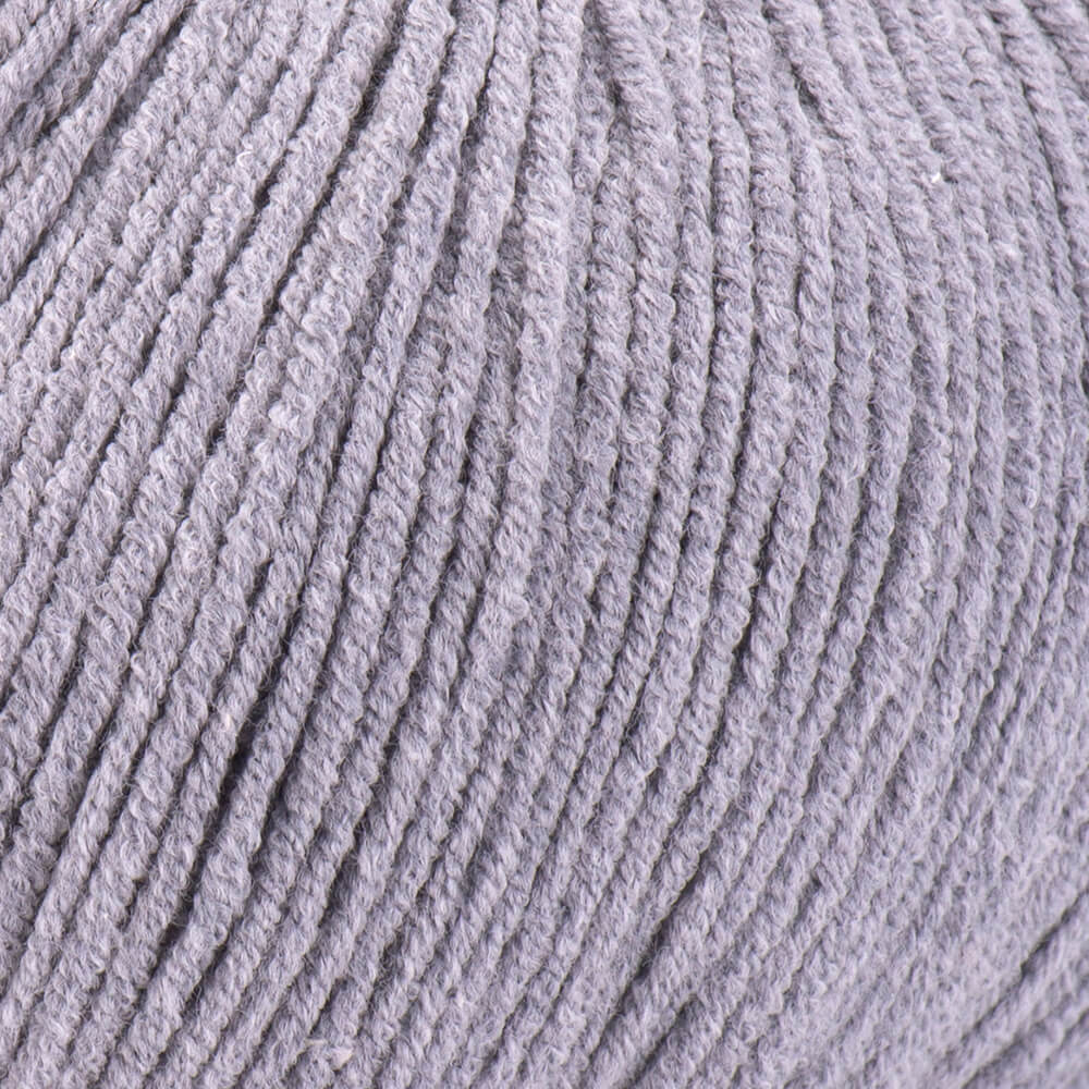Jeans YarnArt 46 detail